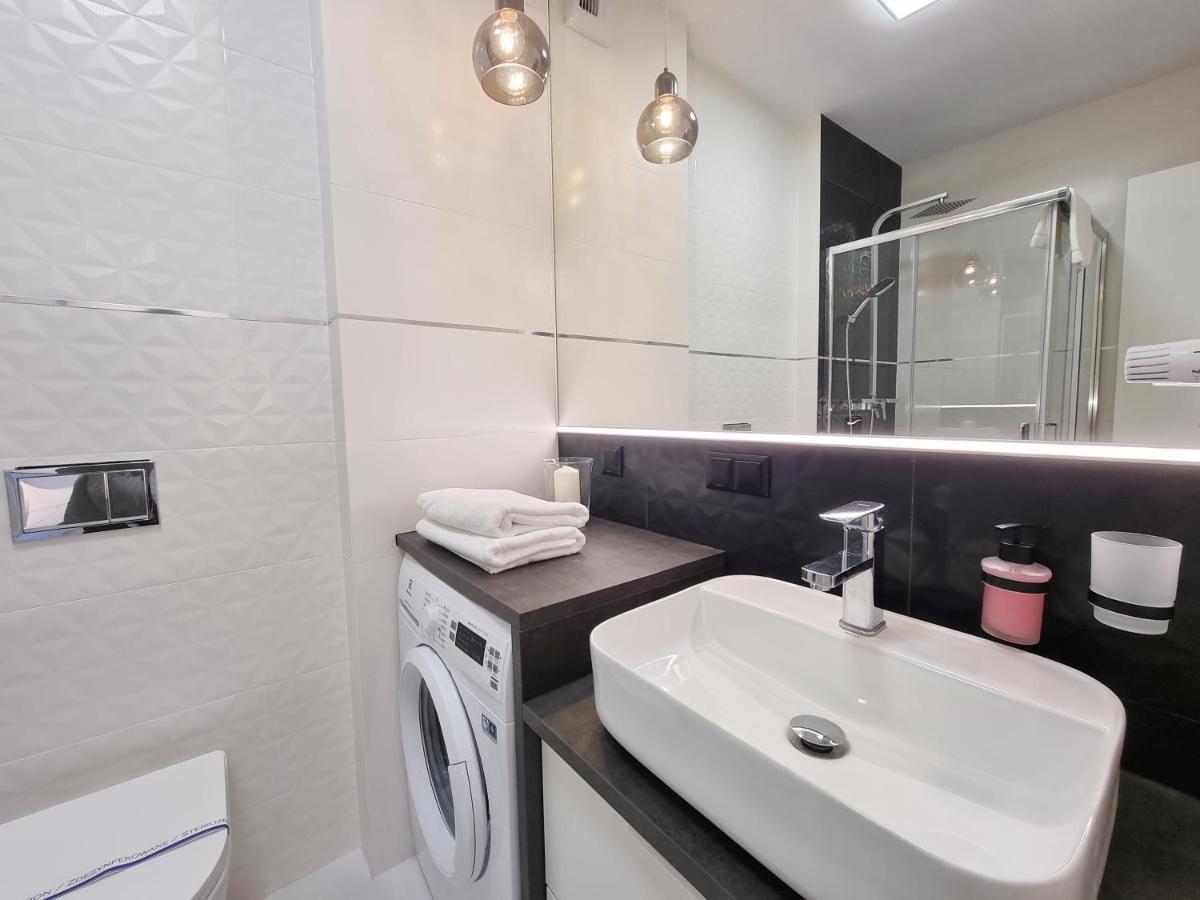 Apartament Alabaster - Basen, Sauna, Jacuzzi, Silownia, Restauracja - 365Pam Kołobrzeg Buitenkant foto